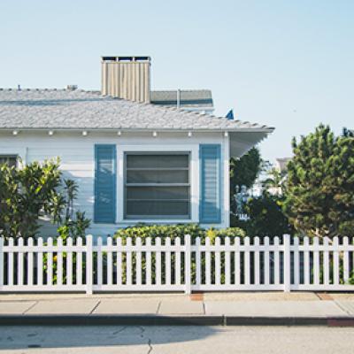 How to maintain and repair your fence
